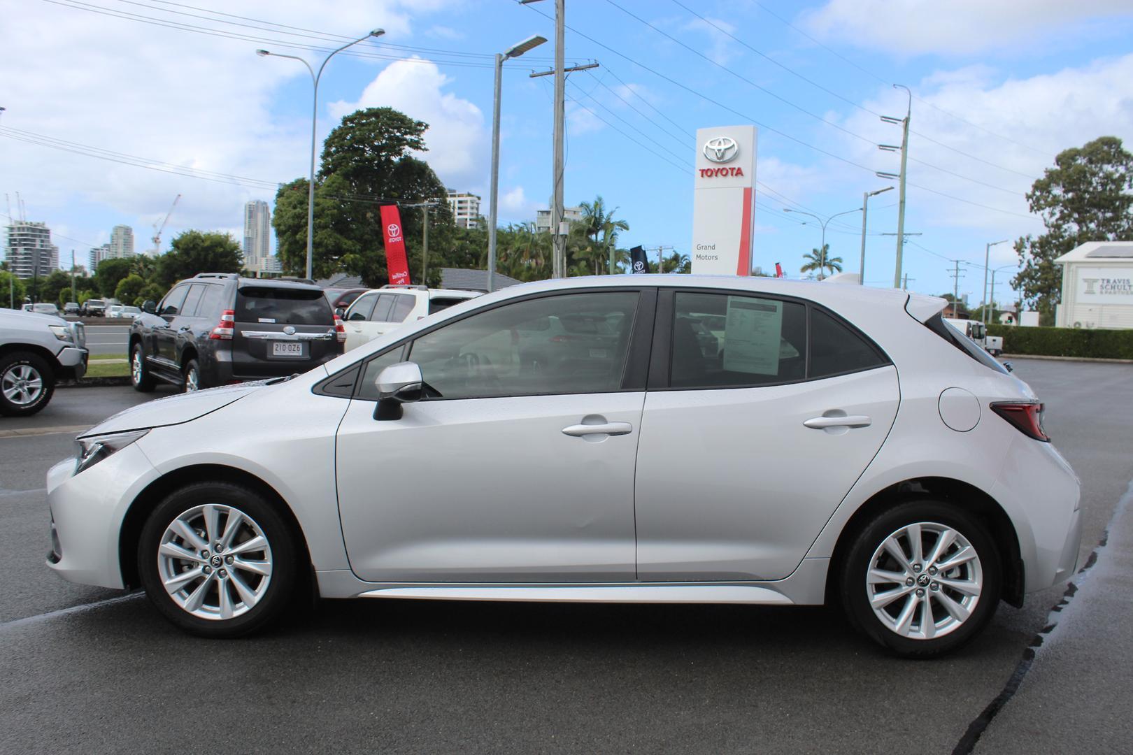 2024 Toyota Corolla Ascent Sport in Silver
