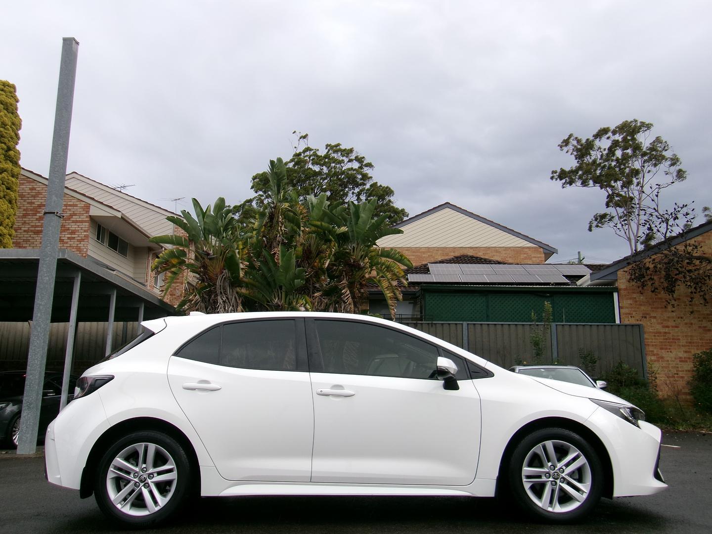 2018 Toyota Corolla Ascent Sport in White