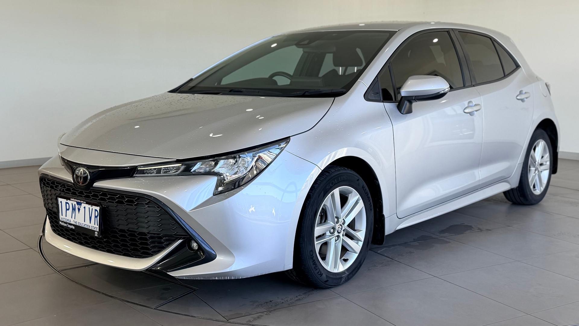 2019 Toyota Corolla SX in Silver