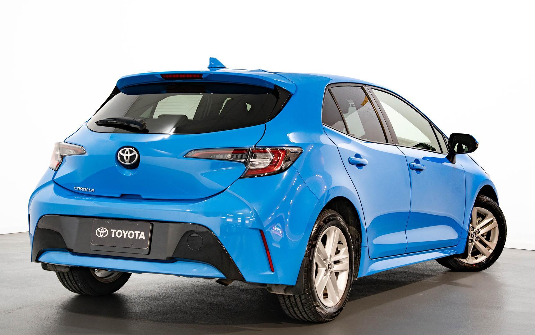 2019 Toyota Corolla SX in Blue