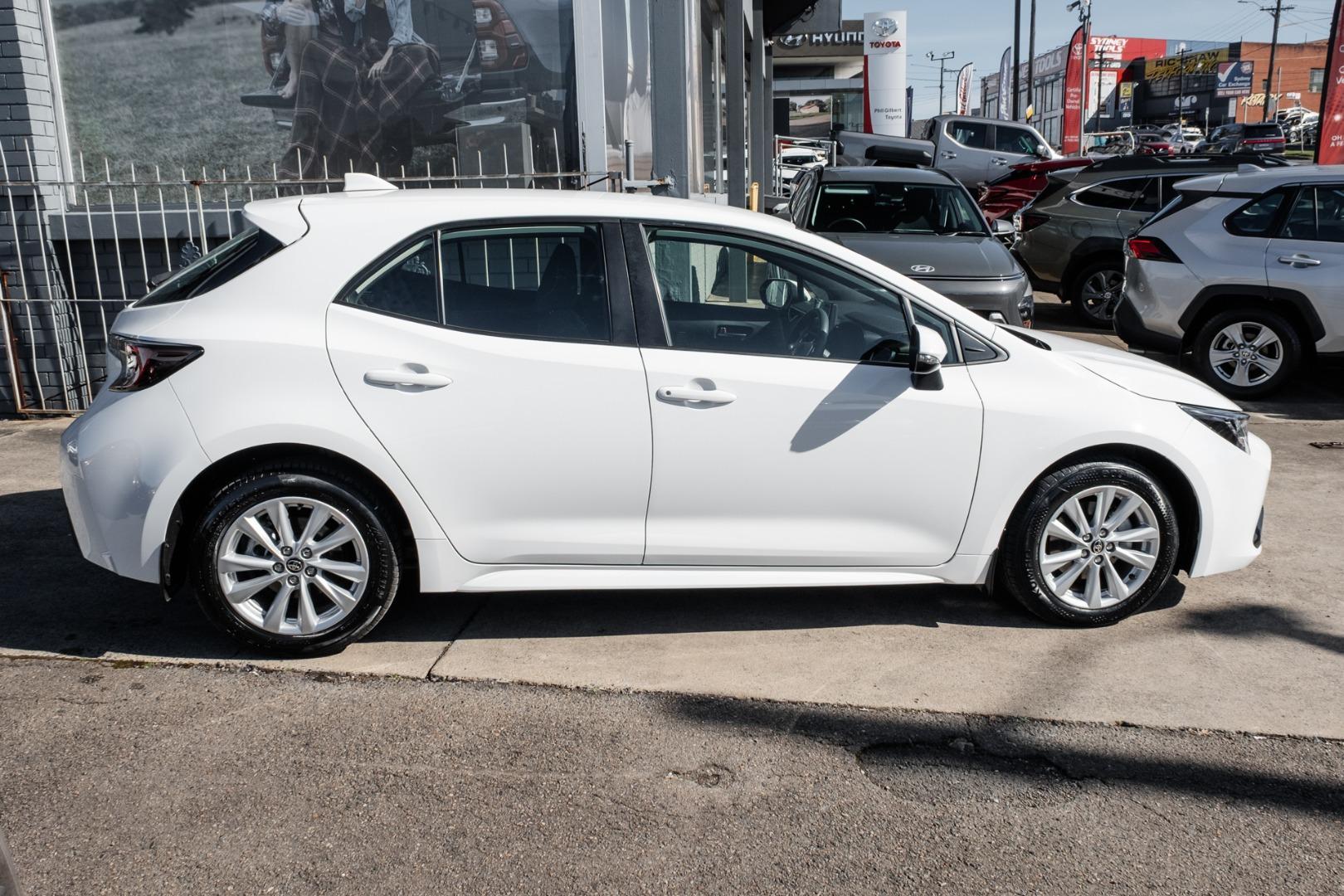 2024 Toyota Corolla Ascent Sport in White