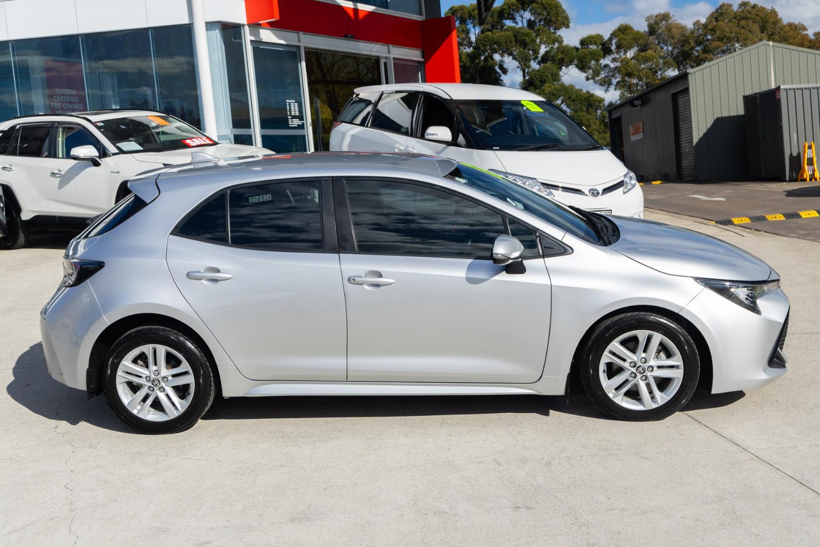 2018 Toyota Corolla Ascent Sport in Silver