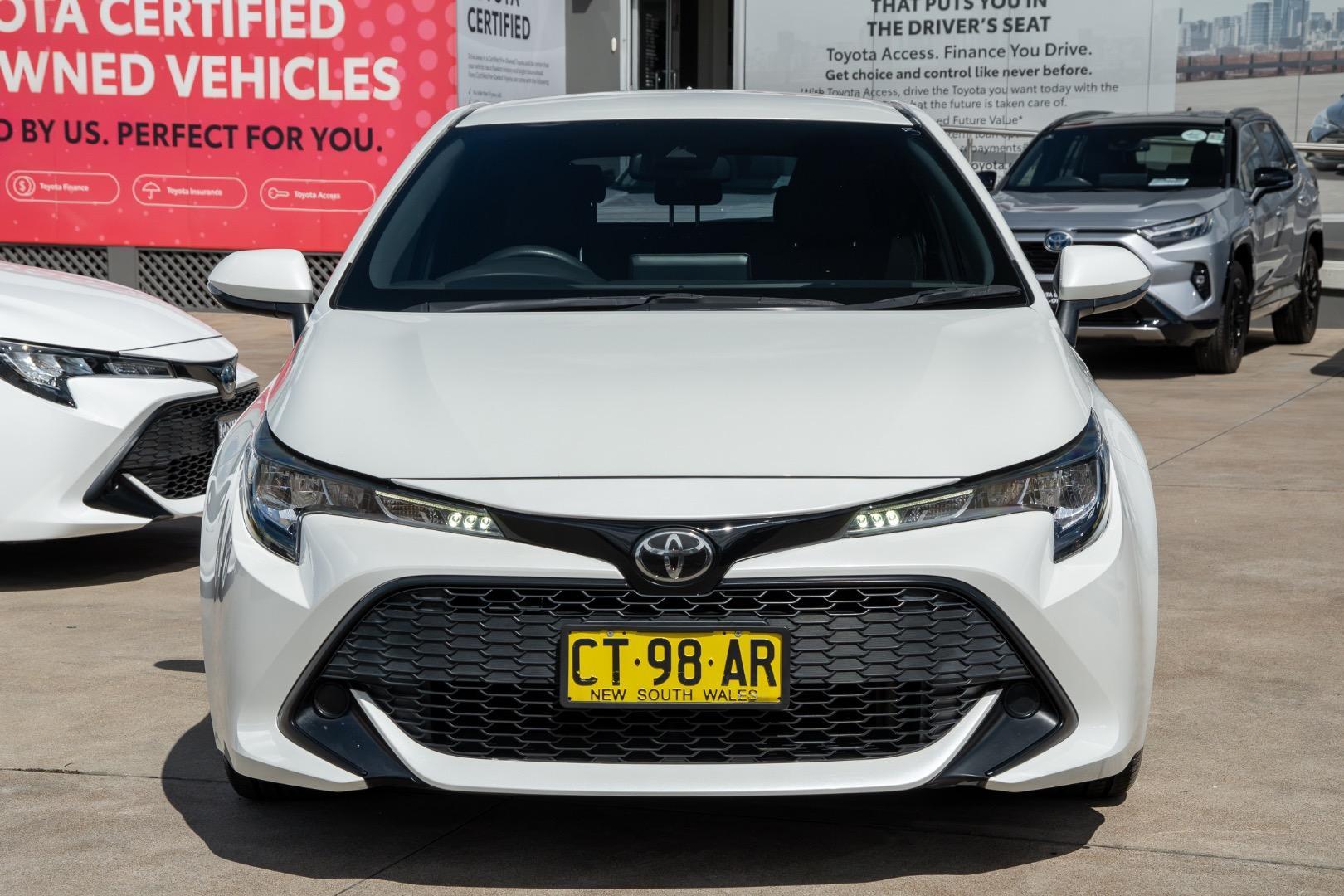 2018 Toyota Corolla Ascent Sport in White