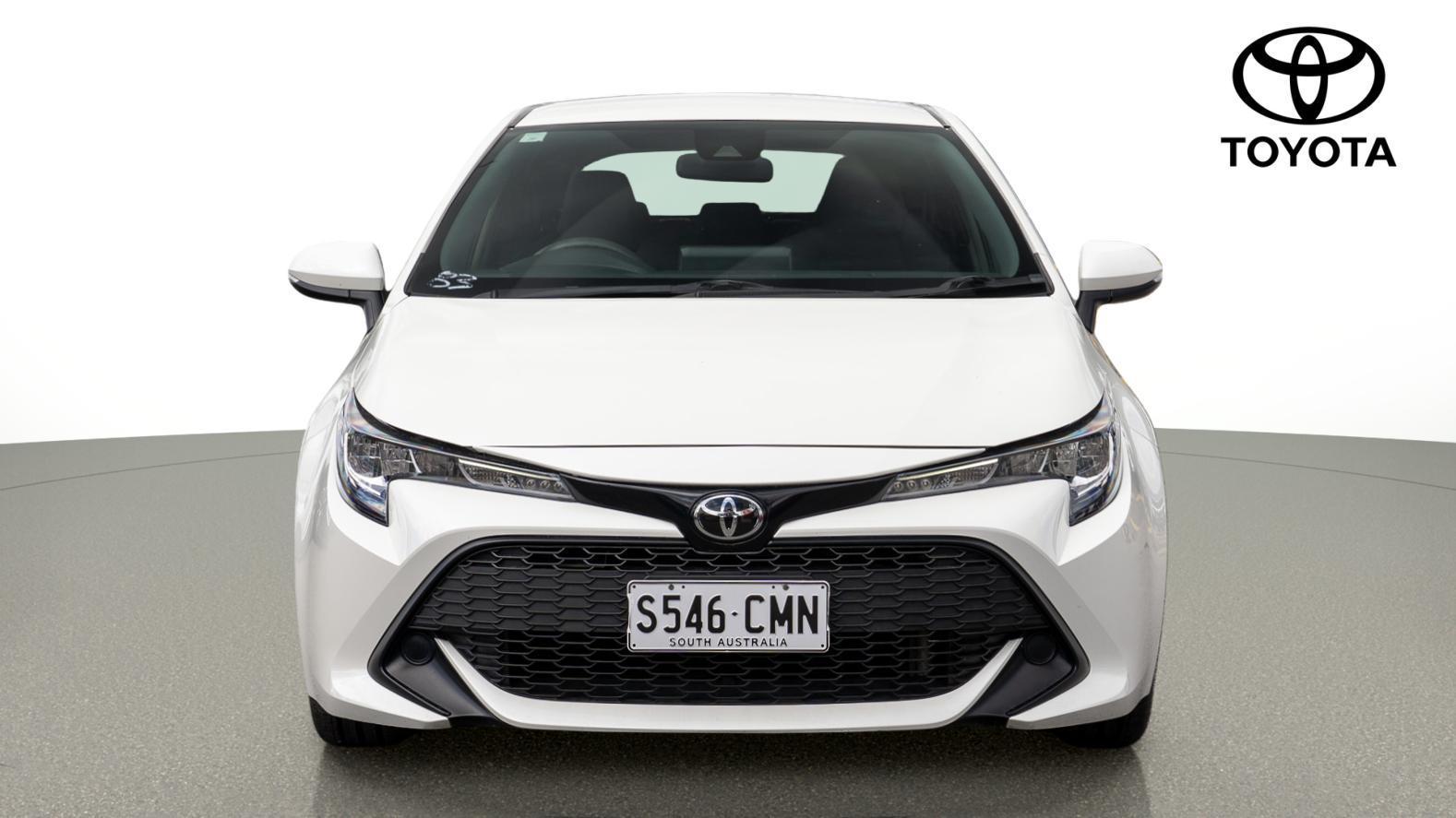 2018 Toyota Corolla Ascent Sport in White