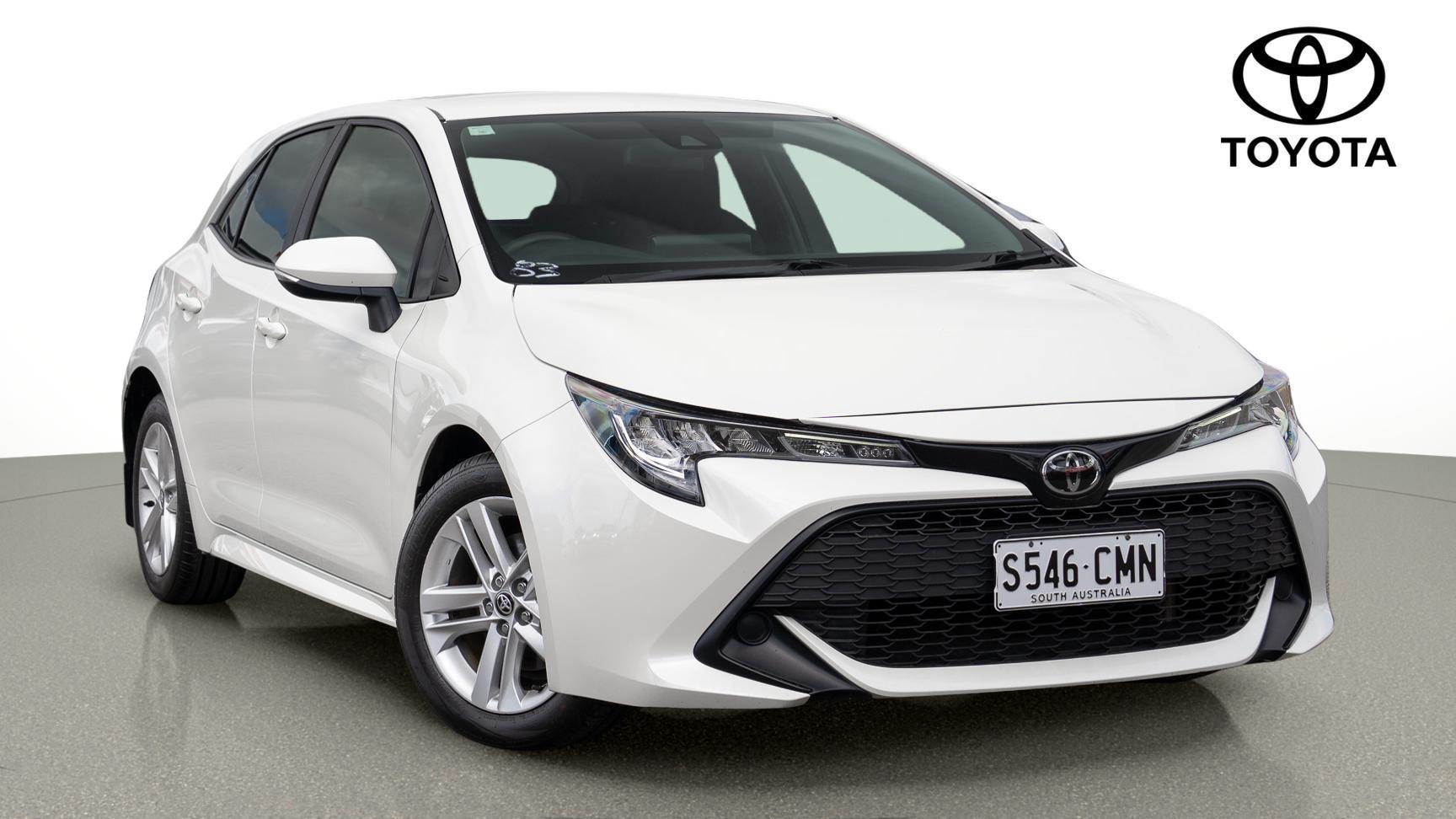 2018 Toyota Corolla Ascent Sport in White