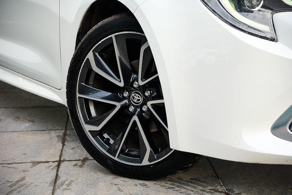 2019 Toyota Corolla ZR in White
