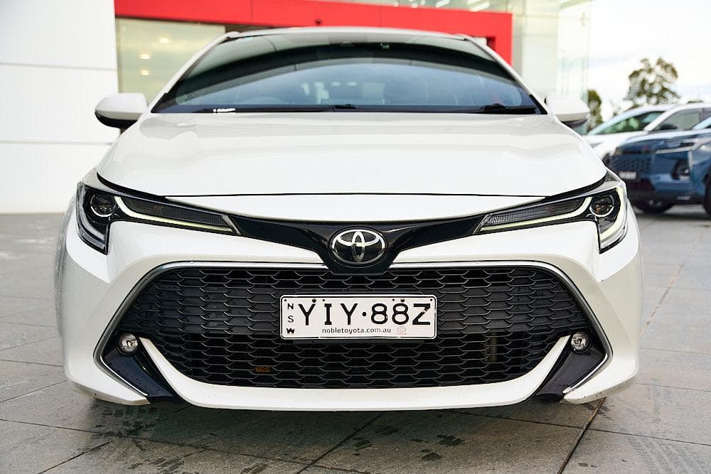 2019 Toyota Corolla ZR in White