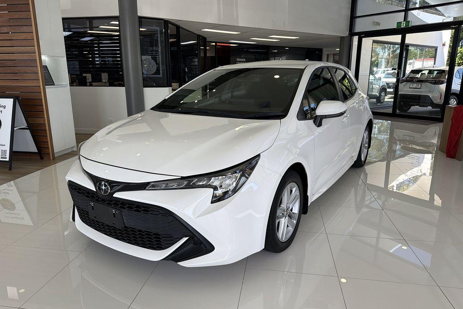 2019 Toyota Corolla Ascent Sport in White