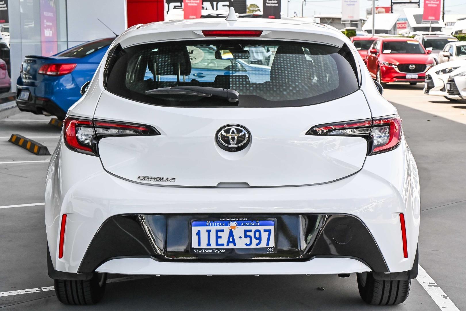 2024 Toyota Corolla Ascent Sport in White