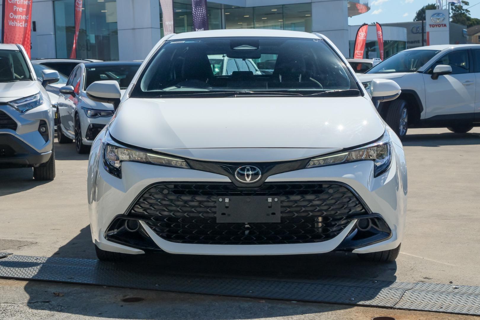 2023 Toyota Corolla Ascent Sport in White