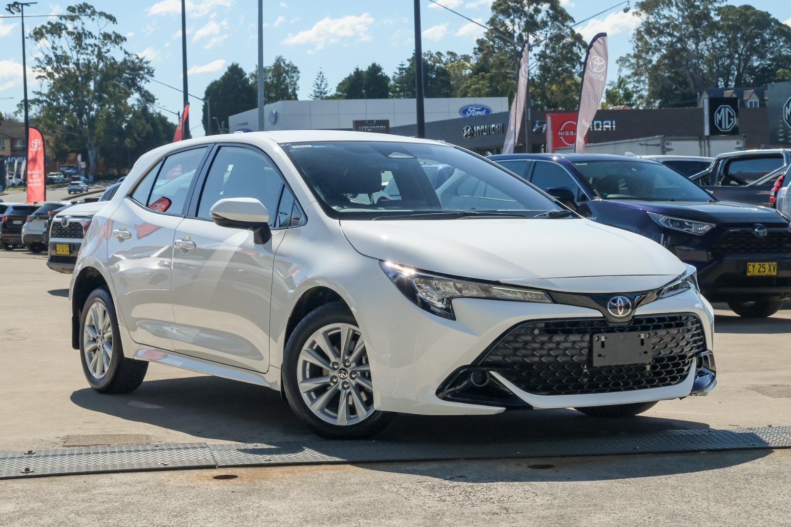 2023 Toyota Corolla Ascent Sport in White