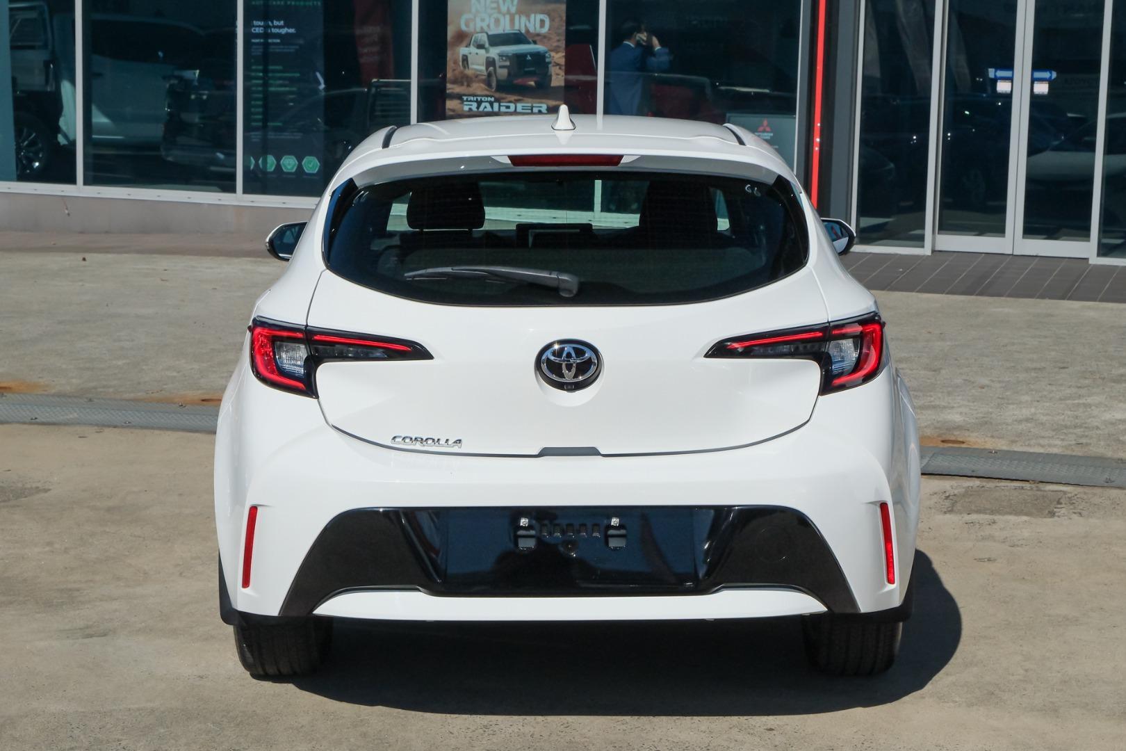 2023 Toyota Corolla Ascent Sport in White
