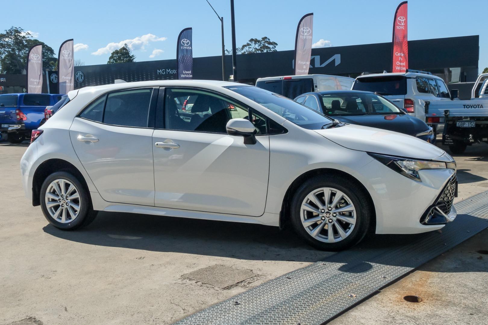 2023 Toyota Corolla Ascent Sport in White