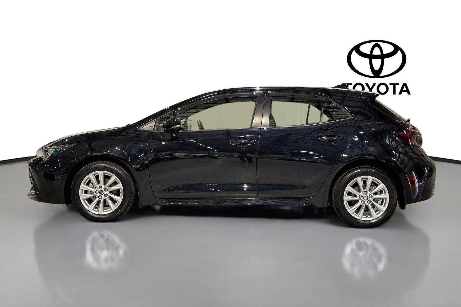2024 Toyota Corolla Ascent Sport in Black