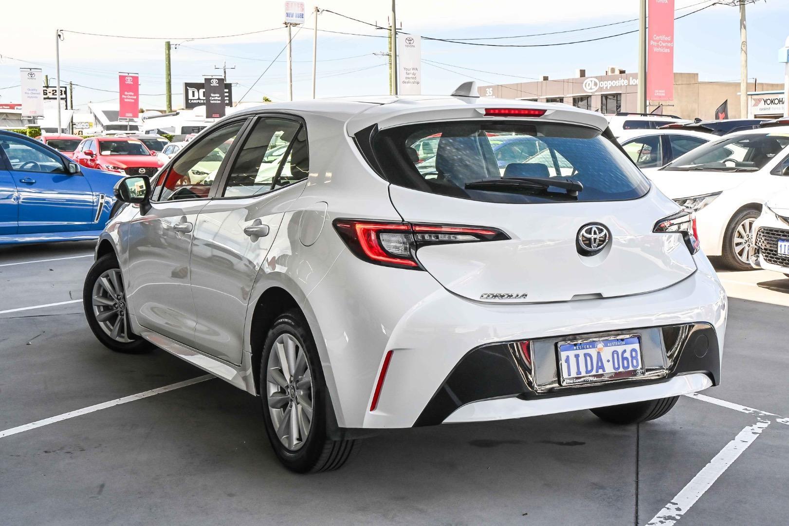 2024 Toyota Corolla Ascent Sport in White