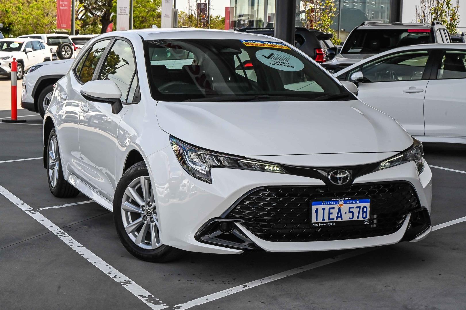 2024 Toyota Corolla Ascent Sport in White