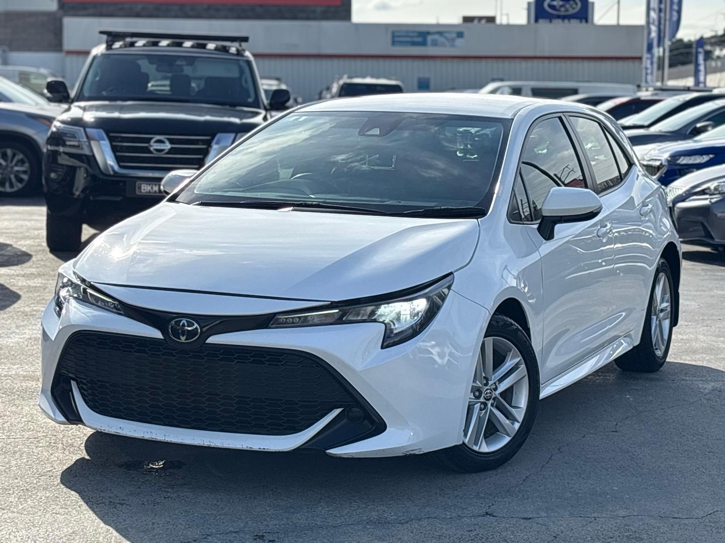 2018 Toyota Corolla Ascent Sport in White