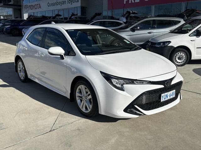 2020 Toyota Corolla Ascent Sport in White
