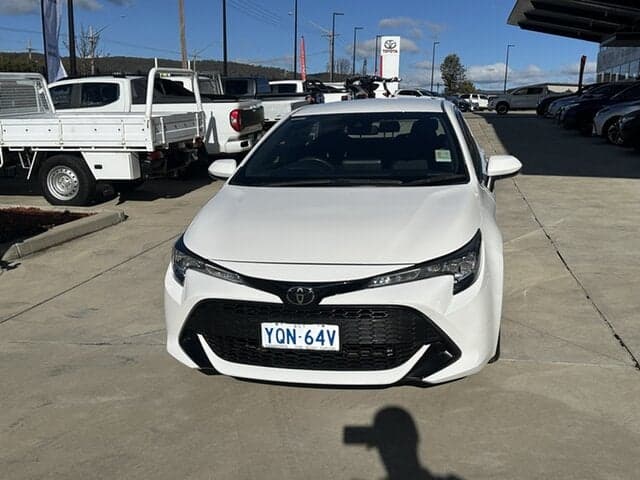 2020 Toyota Corolla Ascent Sport in White
