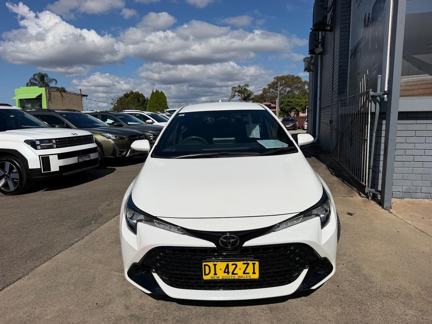2024 Toyota Corolla Ascent Sport in White