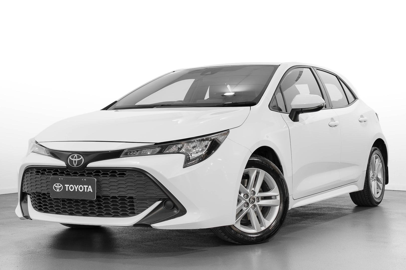 2021 Toyota Corolla Ascent Sport in White