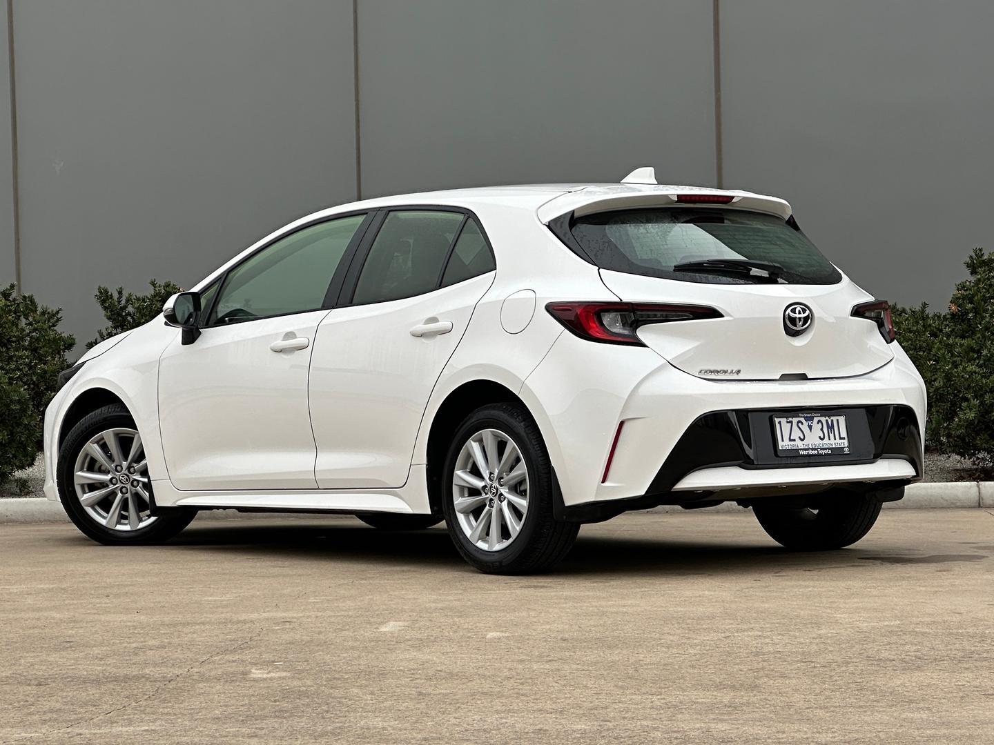 2024 Toyota Corolla Ascent Sport in White