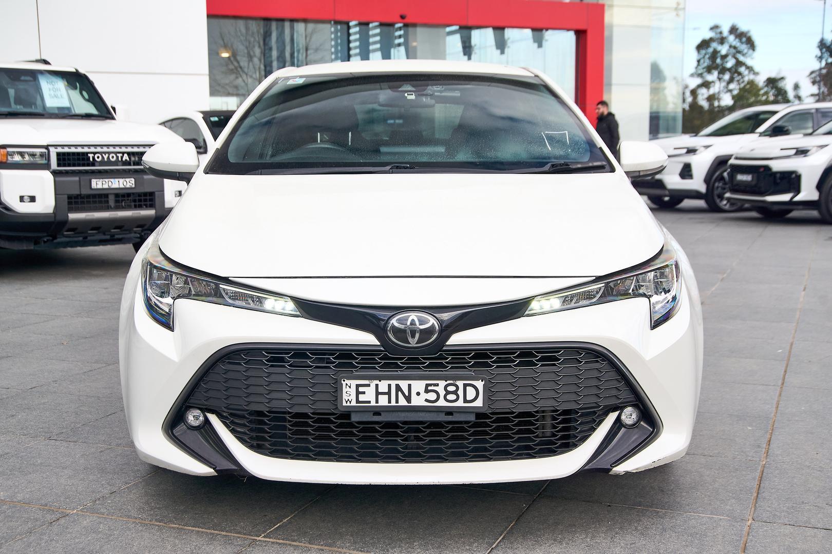 2019 Toyota Corolla SX in White