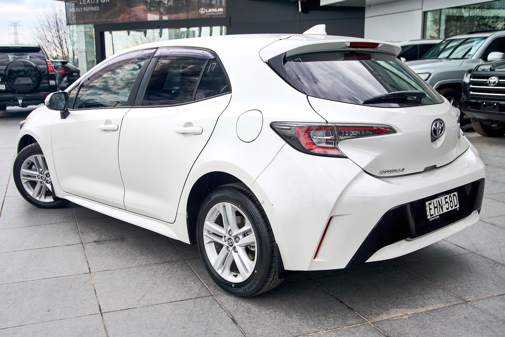 2019 Toyota Corolla SX in White