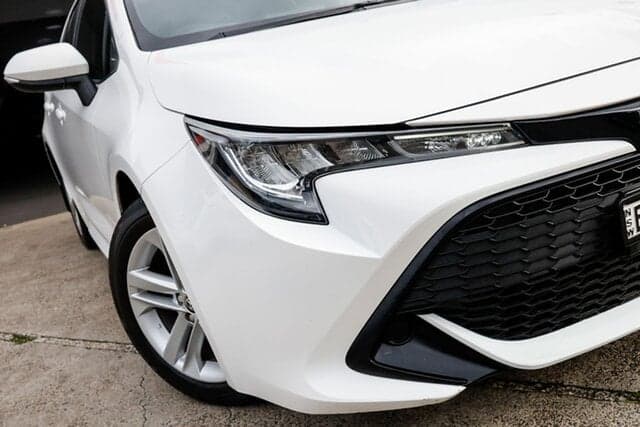 2021 Toyota Corolla Ascent Sport in White