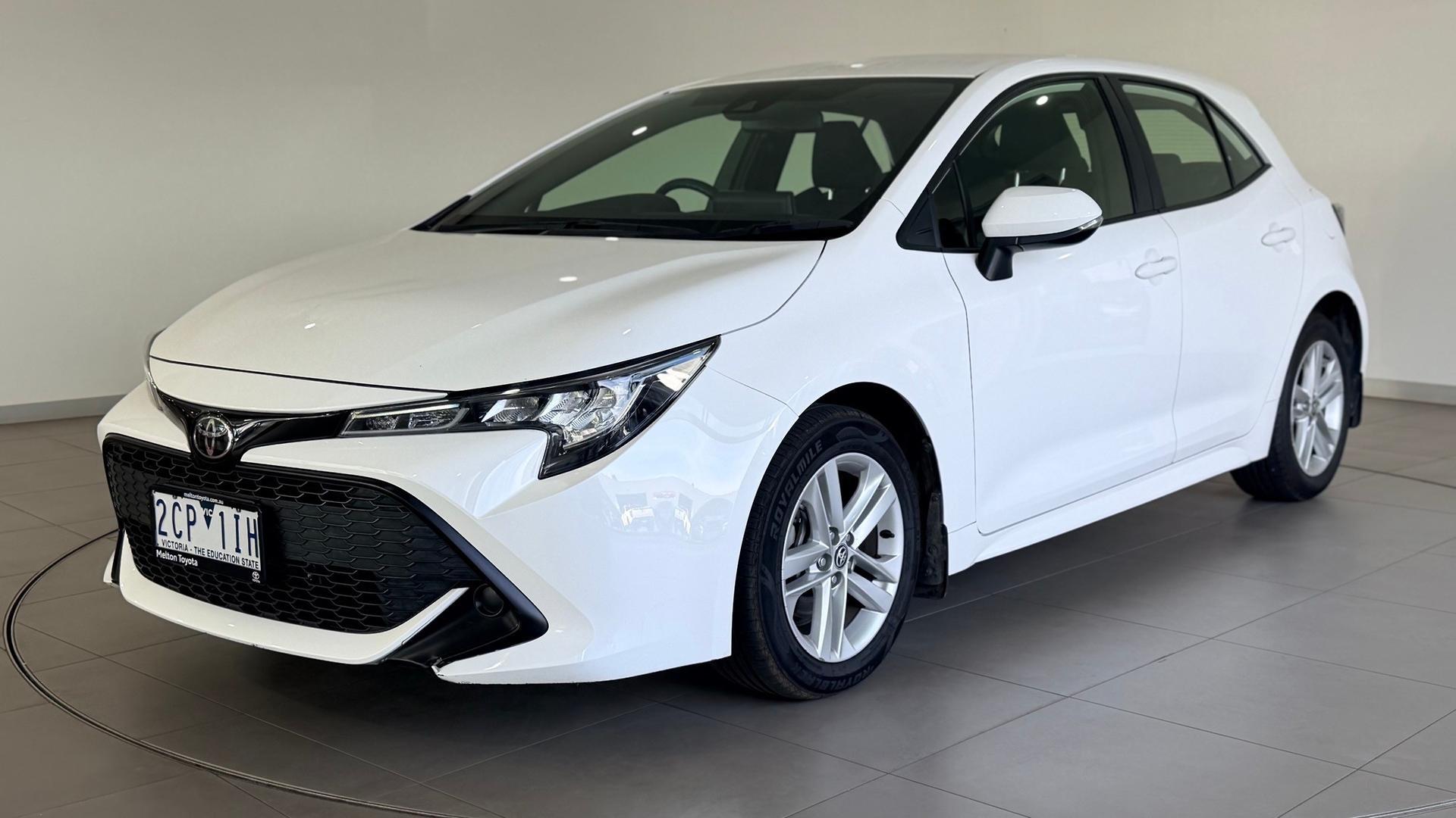 2022 Toyota Corolla Ascent Sport in White