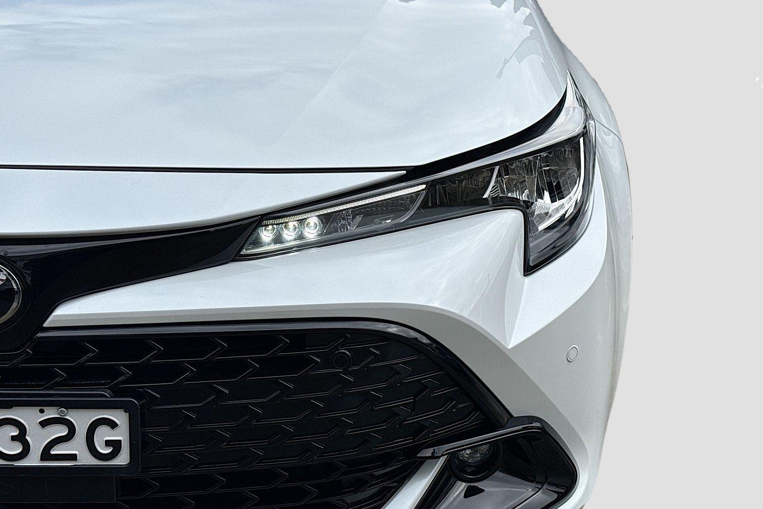 2024 Toyota Corolla SX in White