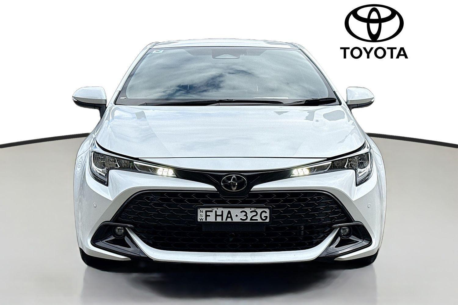 2024 Toyota Corolla SX in White