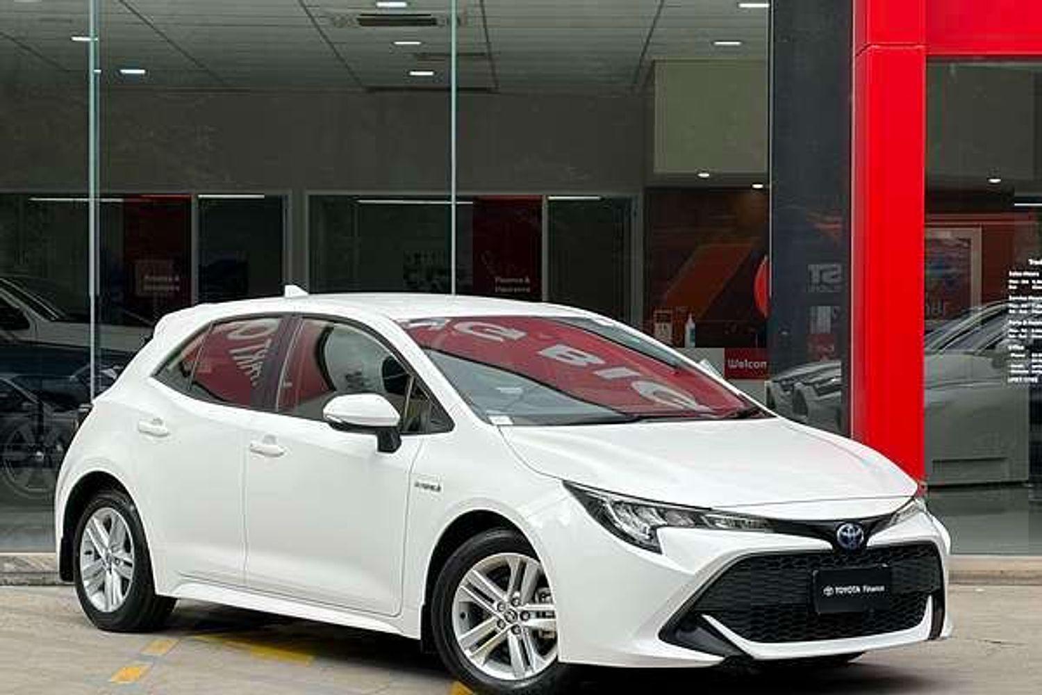 2019 Toyota Corolla Ascent Sport in White