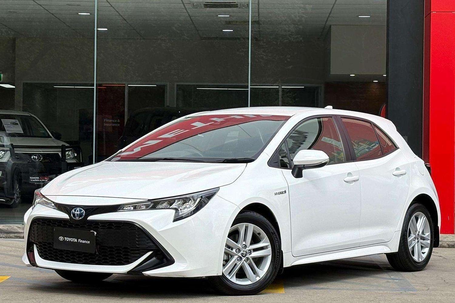 2019 Toyota Corolla Ascent Sport in White