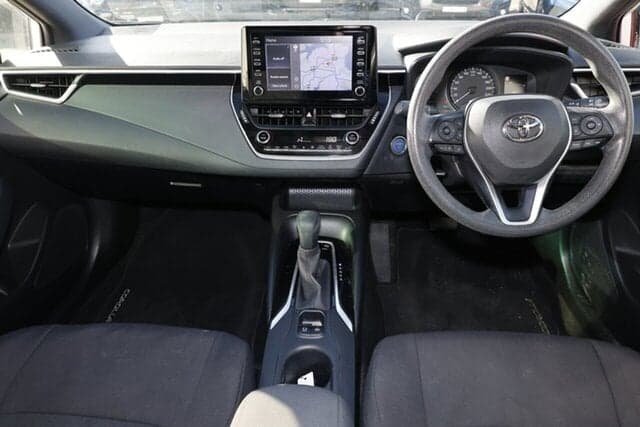 2020 Toyota Corolla Ascent Sport in White
