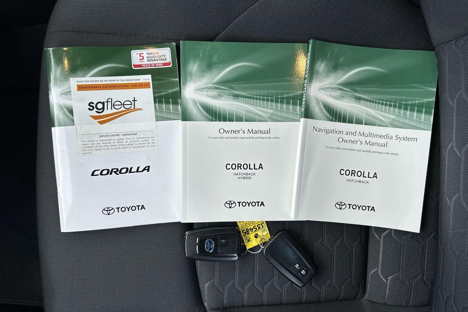 2020 Toyota Corolla Ascent Sport in White