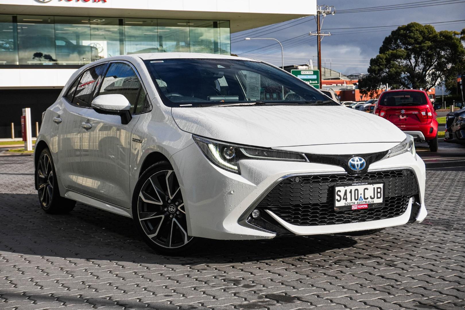 2020 Toyota Corolla ZR in White