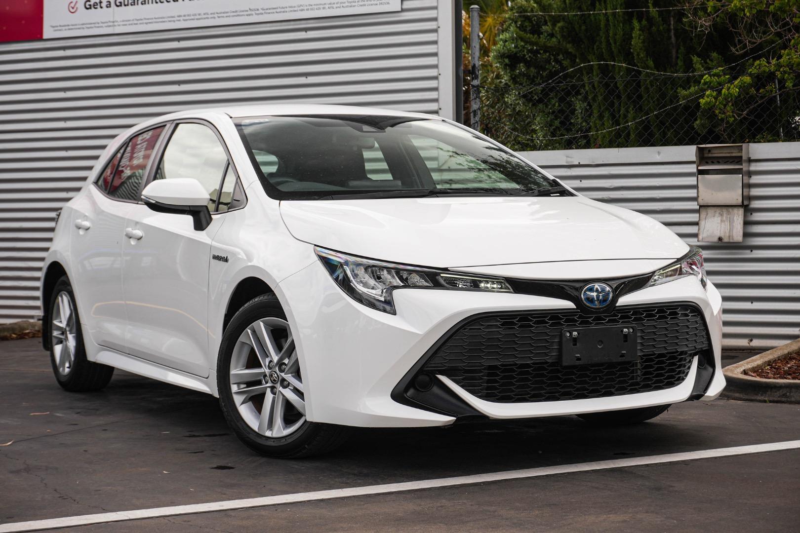 2021 Toyota Corolla Ascent Sport in White