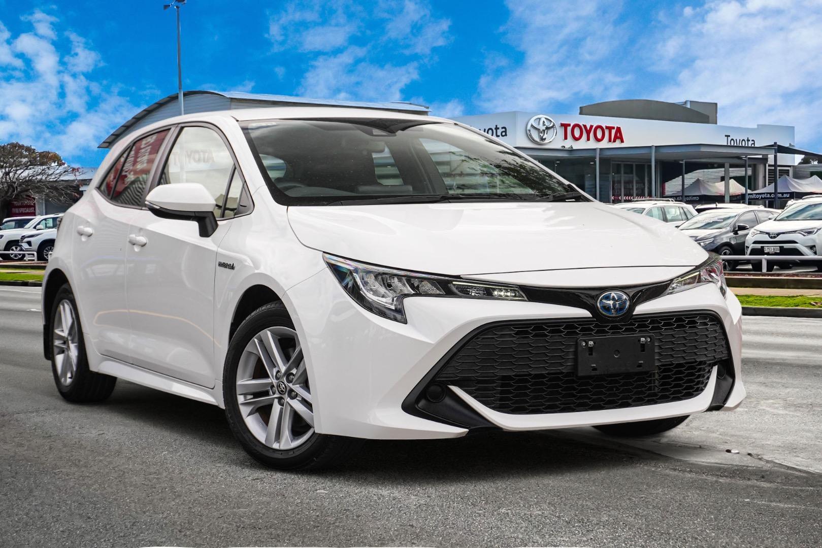 2021 Toyota Corolla Ascent Sport in White