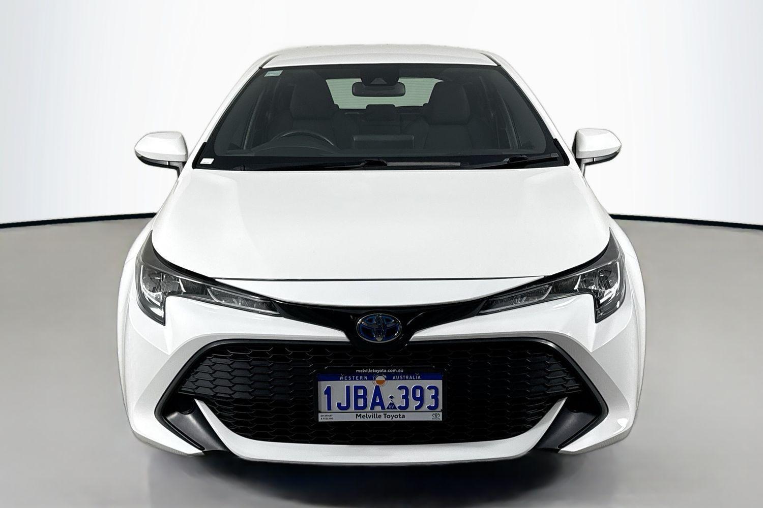 2019 Toyota Corolla Ascent Sport in White