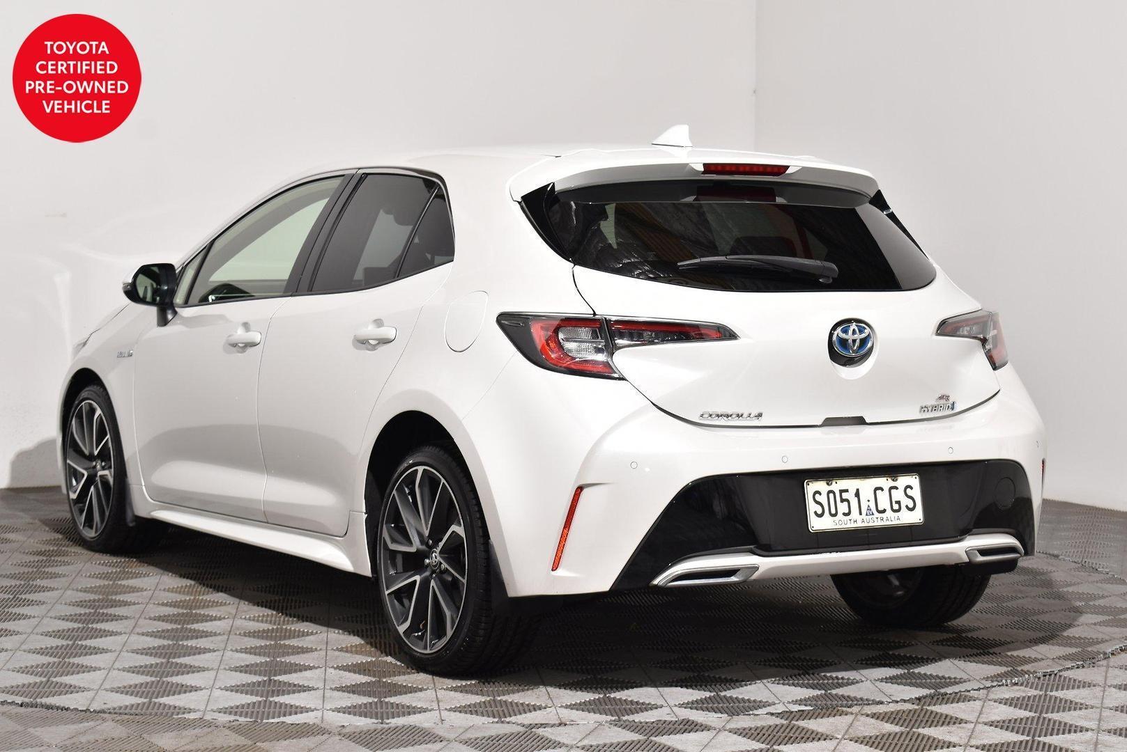 2020 Toyota Corolla ZR in White