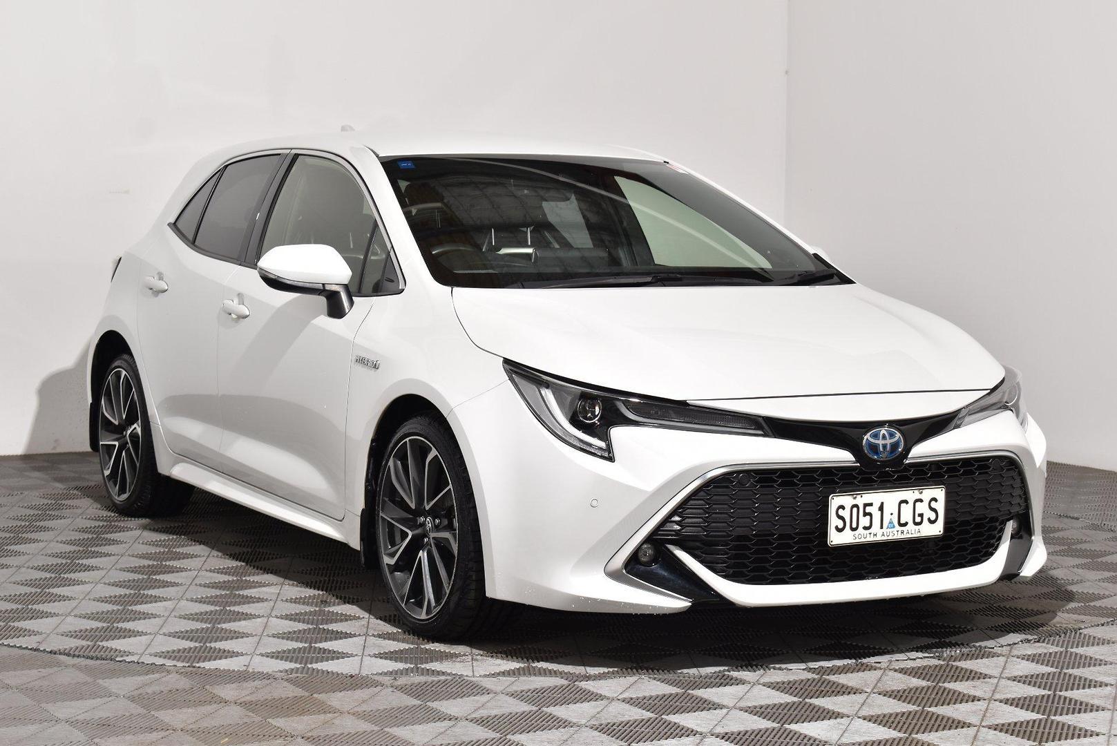 2020 Toyota Corolla ZR in White