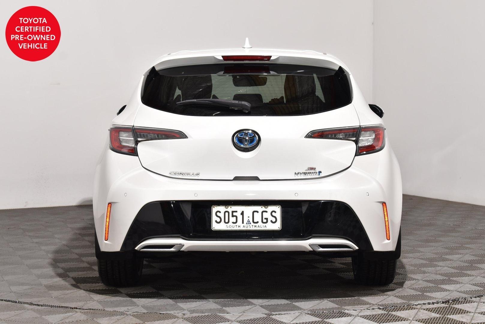 2020 Toyota Corolla ZR in White