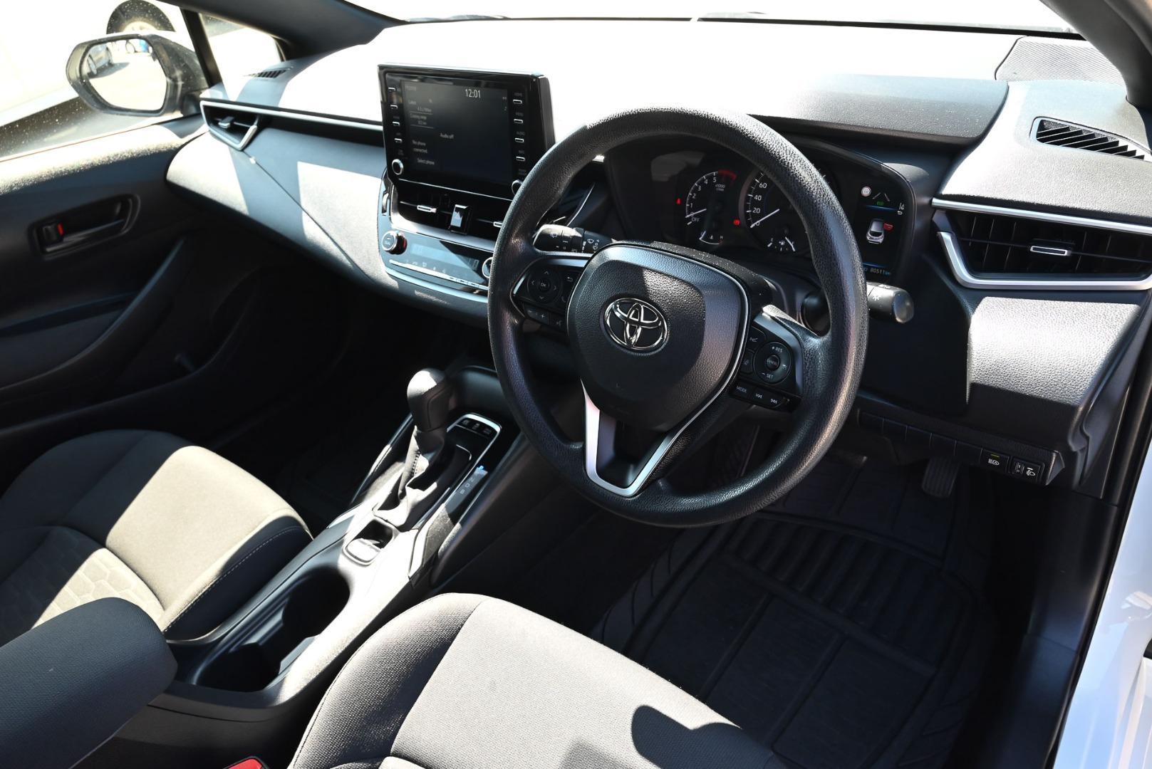 2020 Toyota Corolla Ascent Sport in White