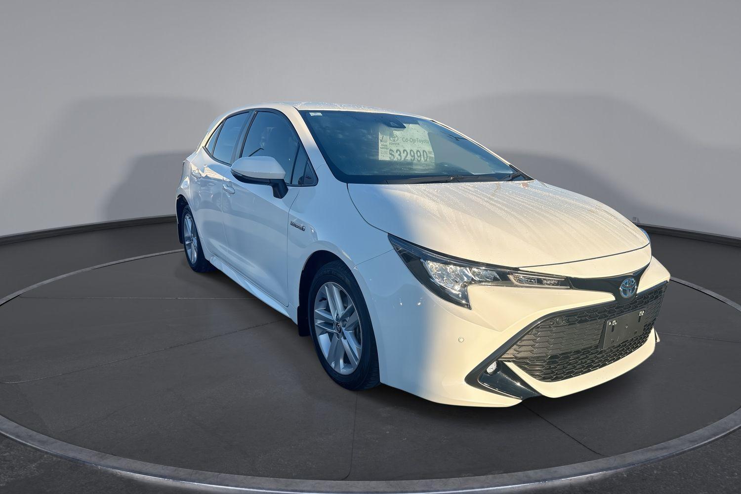2022 Toyota Corolla SX in White