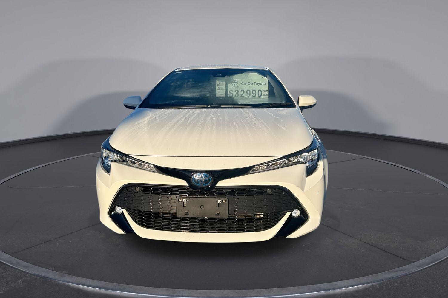 2022 Toyota Corolla SX in White