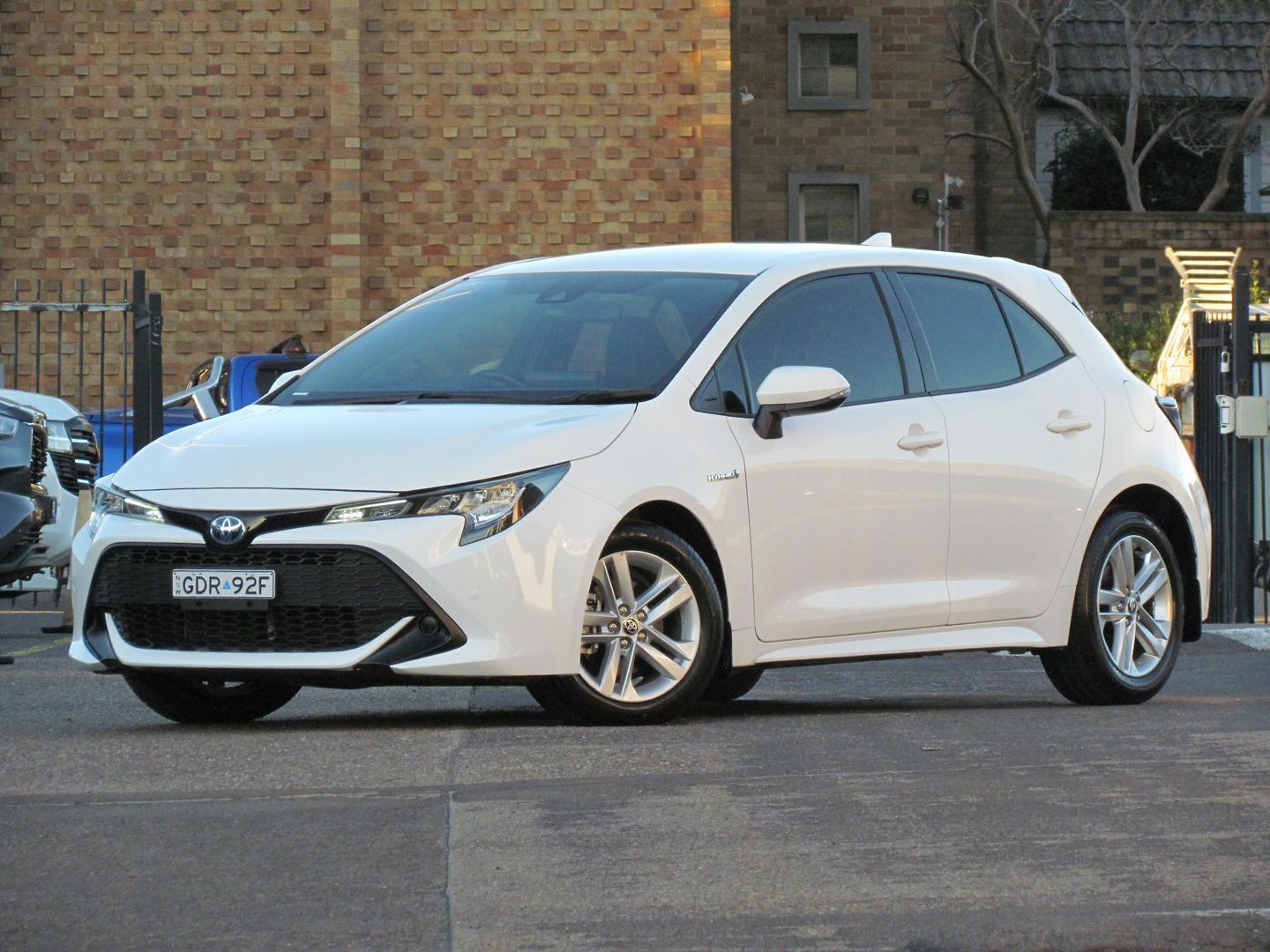 2022 Toyota Corolla Ascent Sport in White