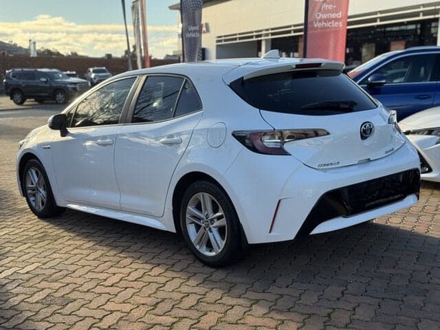 2019 Toyota Corolla SX in White