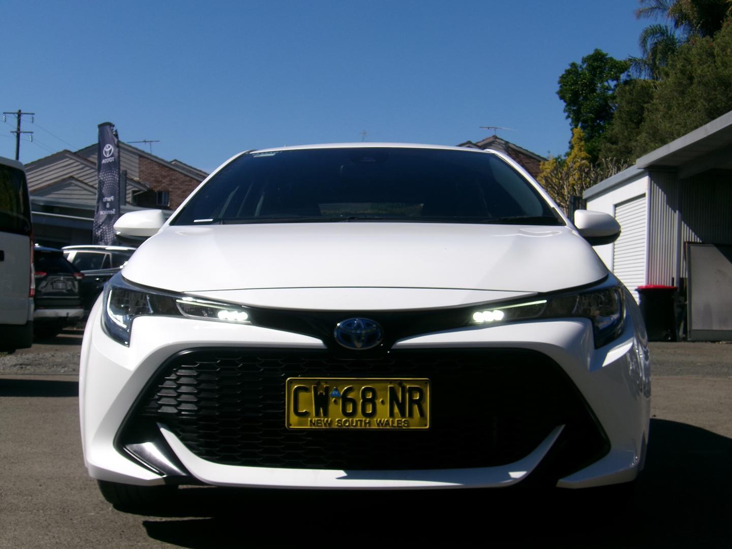 2019 Toyota Corolla Ascent Sport in White