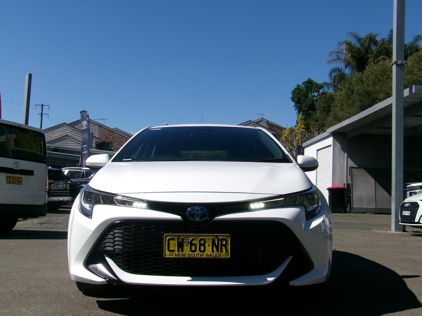 2019 Toyota Corolla Ascent Sport in White